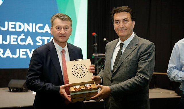 Bosna-Hersek'ten Başkan Dündar'a 'Altın Sebil' Onur Ödülü