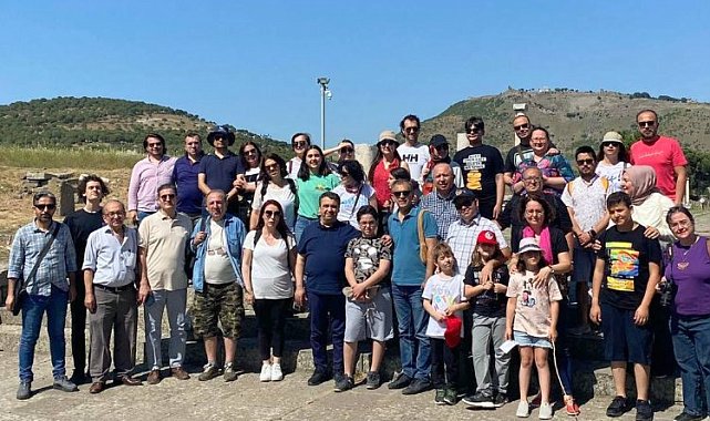 EMD üyeleri hem İzmir Bergama'yı dinledi hem tarihi gezdi