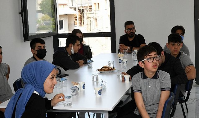 İzmir Karabağlar Mobilya Akademi'de atölye çalışmaları başladı