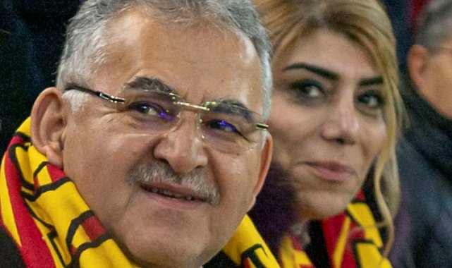 Kayseri'de Başkan Büyükkılıç'tan Kayserispor'a tebrik