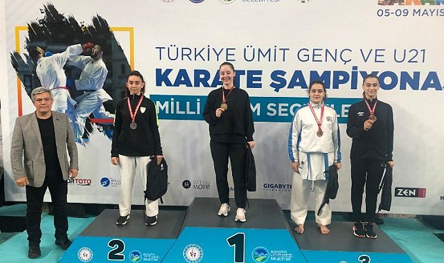 Manisalı karatecilerden 2 gümüş 1 bronz madalya
