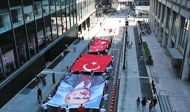 New York'ta 'Türk Günü' yürüyüşü