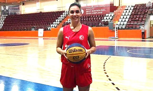 Rize Belediyespor'lu Deniz Üstün Milli Takım'da!