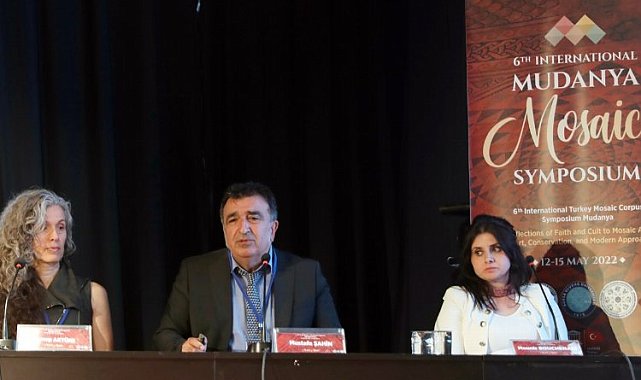 Türk ve dünya bilim insanları Bursa'da 'mozaik' için buluştu