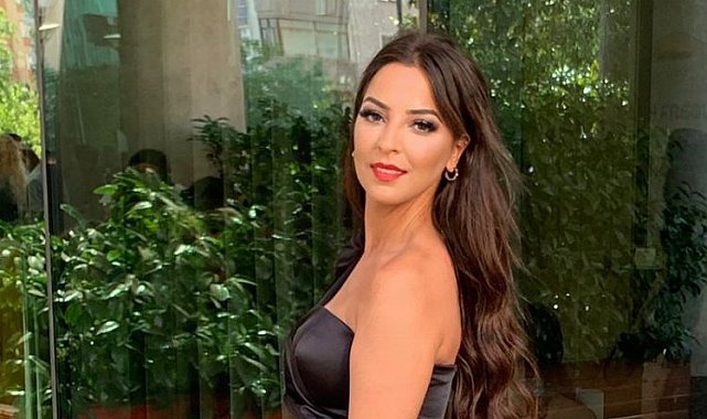 Ayşenur İnam'a 'gelecek vaad eden' ödül