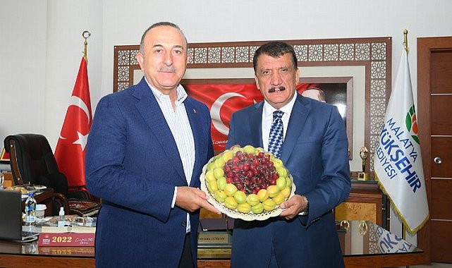 Bakan Çavuşoğlu Malatya'da