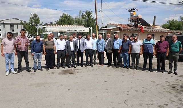 Başkan Zeybek minibüs esnafıyla bir araya geldi