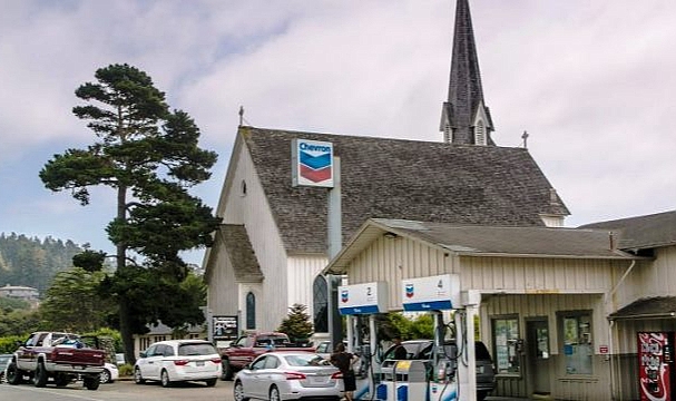 California’da Bir Galon Normal Gaz 10 Dolar!
