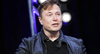 Elon Musk Tesla’da İşe Alımları Durdurdu