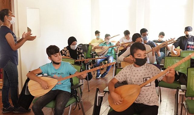 Kayseri Talas'ta musiki kursu başlıyor