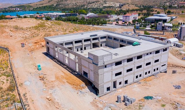 Malatya el değmeden üretilecek, profesyonelce koruyacak... Ekmek ve Yemek Fabrikası şekilleniyor