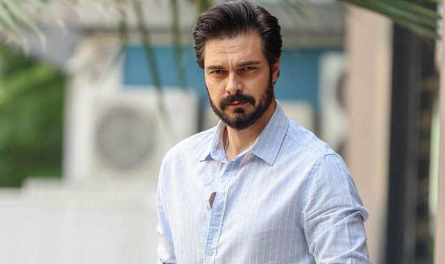 Televizyon yıldızı sahnede de parlayacak