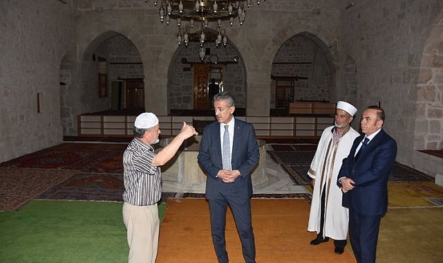 Vali Akkoyun Karabaş Veli Külliyesi'ni ziyaret etti
