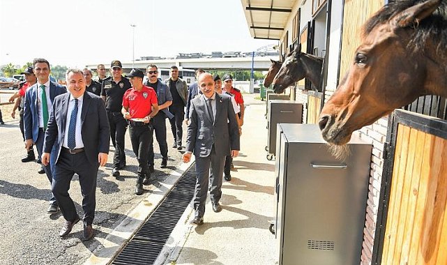Vali Elban Atlı Polis Birlik Amirliği'ne ziyaret