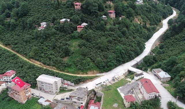 15 Temmuz şehidinin kabrine giden yol betonlandı