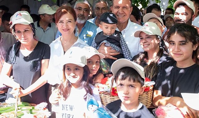 Başkan Seçer'e Erdemli'de görkemli karşılama