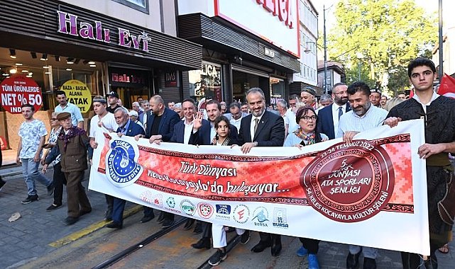 Bursa'da ata sporları kortej yürüyüşüyle başladı