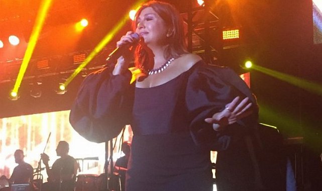 Bursa'da Sibel Can rüzgarı