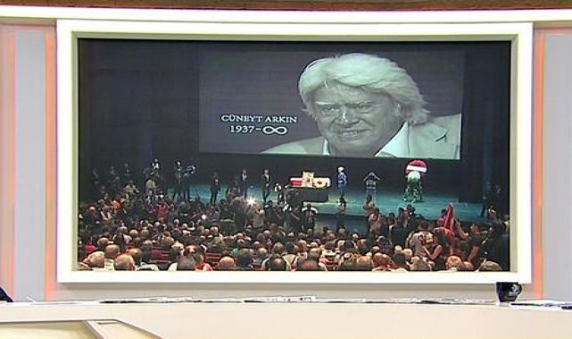 Cüneyt Arkın'ın dostları duayen sanatçıyı anlattı! 'Hayatımda yediğim en güzel dayaktı'