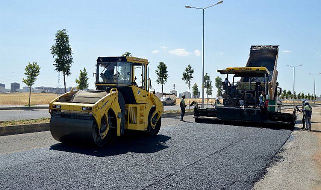 Diyarbakır'da bozulan yollar yenileniyor
