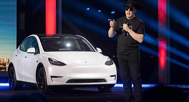 Elon Musk'ın Serveti, Çevresini Savaşa Soktu
