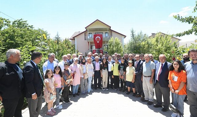 Kayseri Valisi Çiçek'ten anlamlı ziyaret