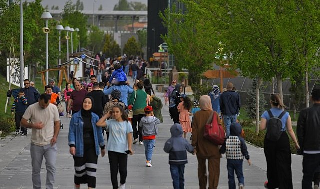 Kayseri'de hayvanat bahçesi akına uğradı