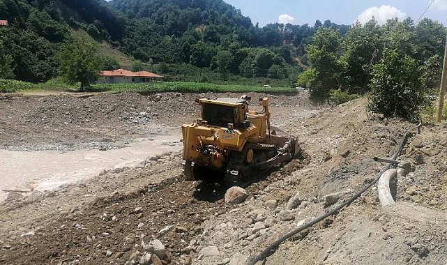 Kocaeli, Düzce'de yaraları sarıyor