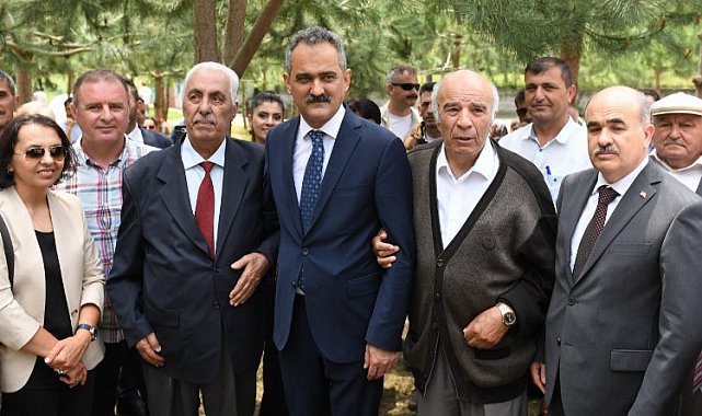 Köy okulları yaşam merkezi olacak