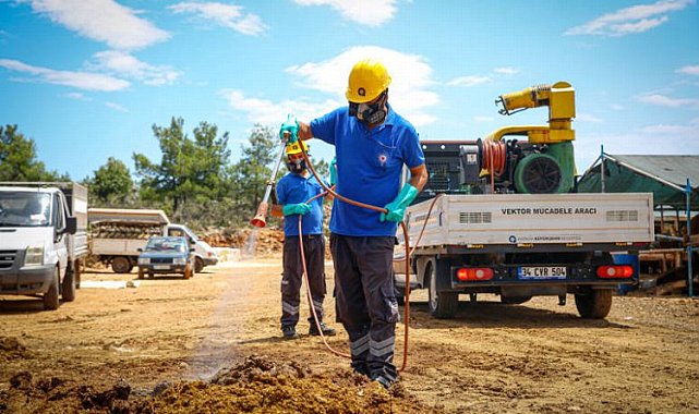 Kurban satış ve kesim noktaları ilaçlanıyor