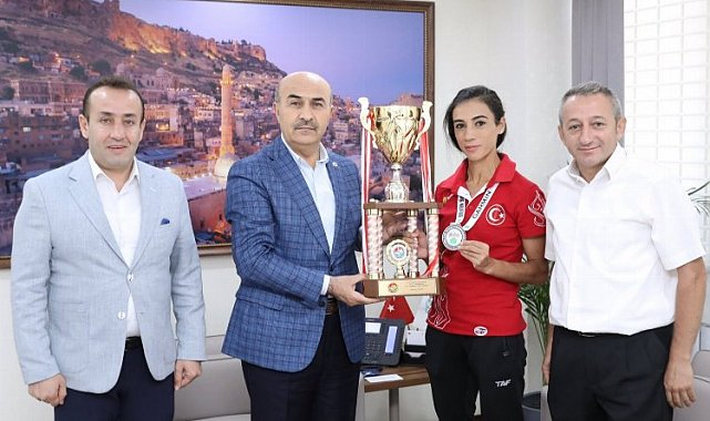 Milli atlet Fatma Arık'tan Mardin Valisi Demirtaş'a ziyaret
