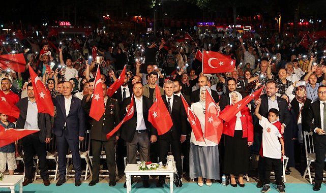 Sakarya '15 Temmuz' için tek yürek oldu