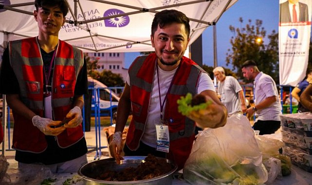 Antalya'da Şanlıurfa rüzgarı esti