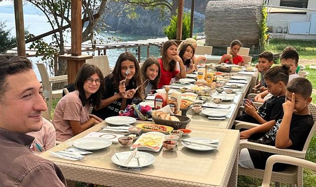 Bursa Mudanya'da yaz Kur'an kursiyerleri kahvaltıda buluştu