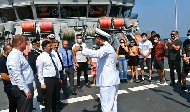 Bursa Mudanya'da ziyaretçi 'Akın'ı!