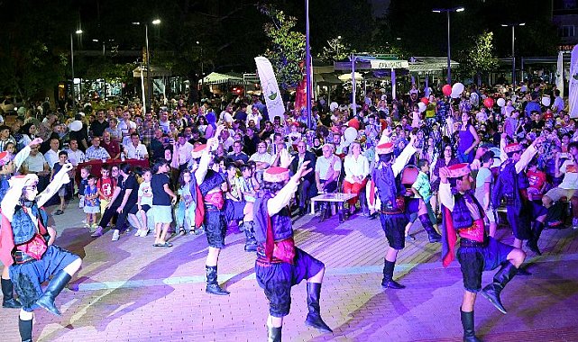 Bursa Osmangazi'de Zafer'in 100. yılı coşkusu