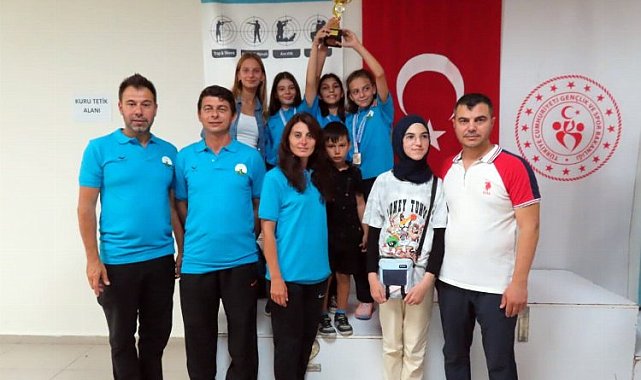 Bursa'da Osmangazili atıcılar göz doldurdu