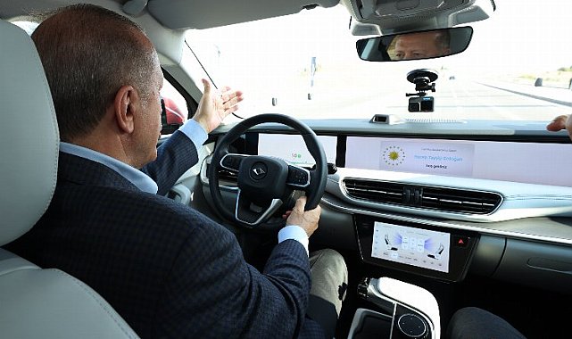 Cumhurbaşkanı Erdoğan'dan 'Togg' paylaşımı