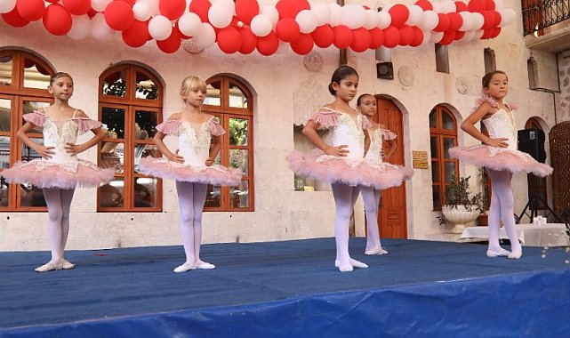 Hatay'da Gastronomi Evi'nde 100. yıl gösterisi