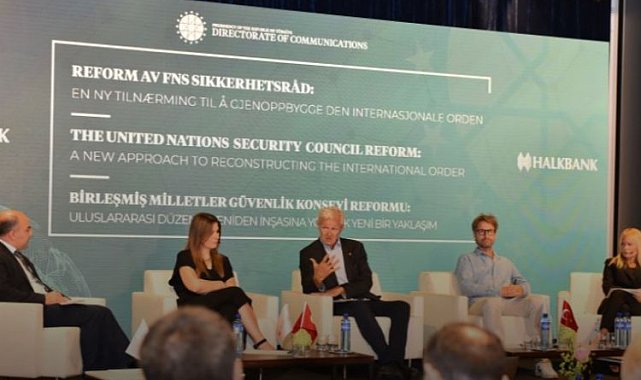 İletişim'den Oslo'da "Reform" paneli