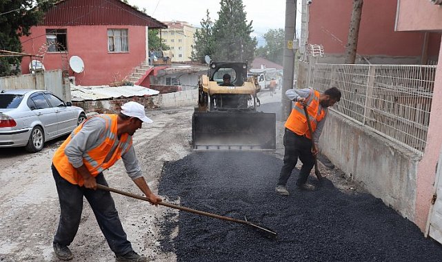 İzmit'te Tavşantepe'nin deforme yollarına onarım