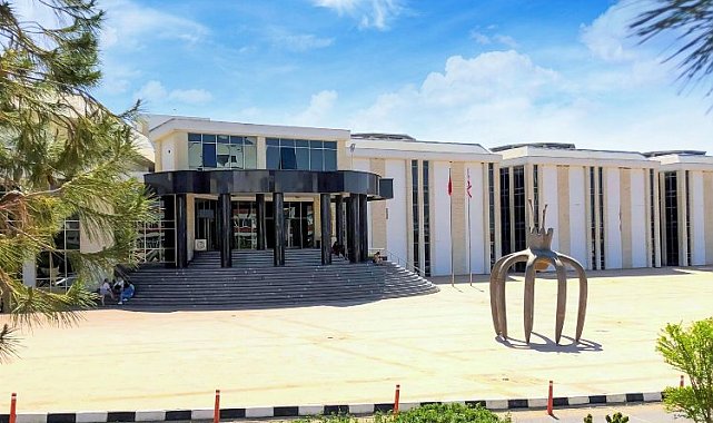 KKTC'nin üniversite tercihi 'Yakın Doğu' oldu