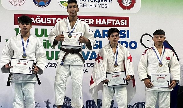 Manisa BBSK'lı judoculardan 9 madalya