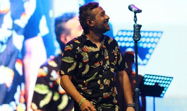 Resul Dindar sahnesiyle büyüledi