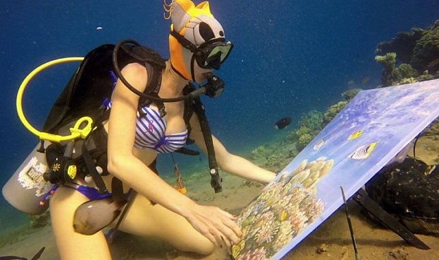 Sualtı ressamından eşsiz eserler Bodrum'da sergileniyor