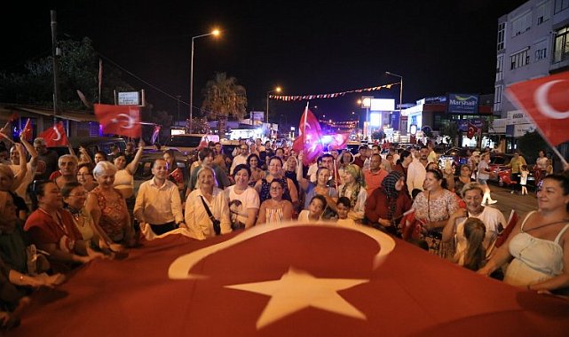 Zafer'in 100. Yılı İzmir Güzelbahçe'de coşkuyla kutlandı
