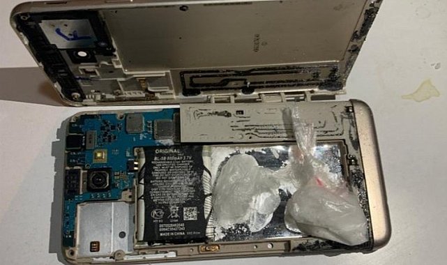 Adıyaman Besni'de cep telefonu arası uyuşturucu!