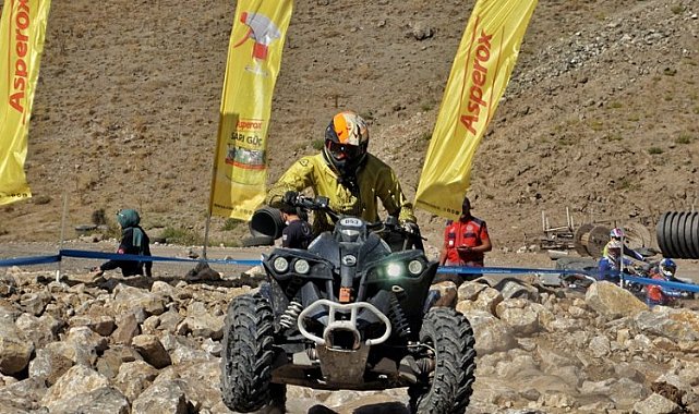 Ankara'da motosiklet sesleri yankılandı