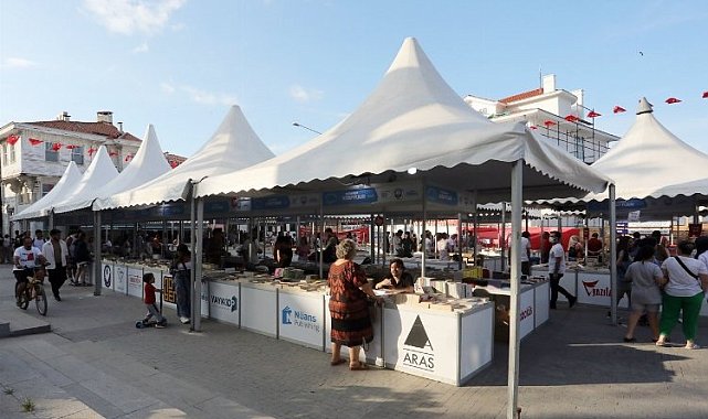 Bursa Mudanya'da kitap ve edebiyat dolu buluşma