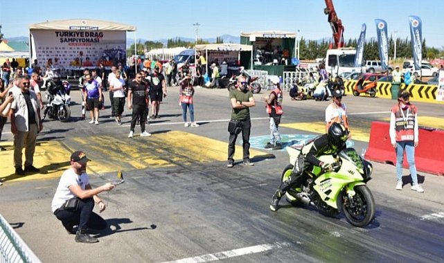 Drag şampiyonası Antalya'da yapıldı